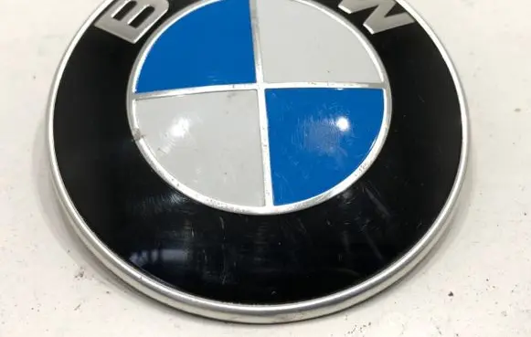 BMW X1 F48 F49 Manufacturer badge logo/emblem 7376339