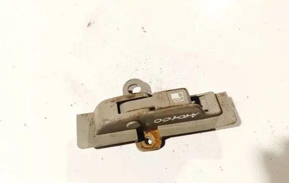 Mazda MPV Fuel tank opening switch 
