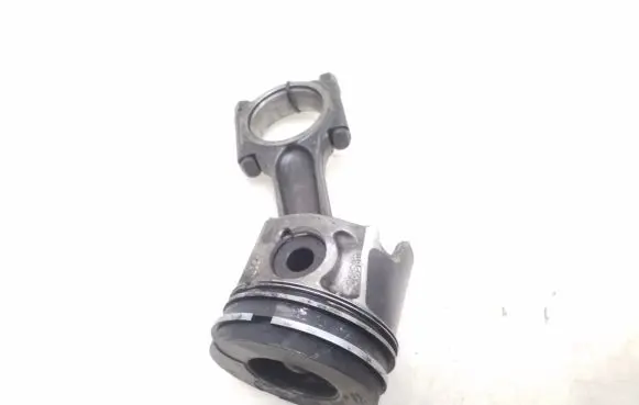 Volvo S80 Piston with connecting rod