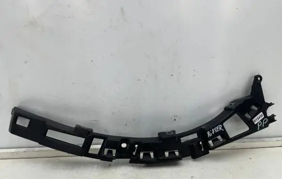 Front bumper mounting bracket