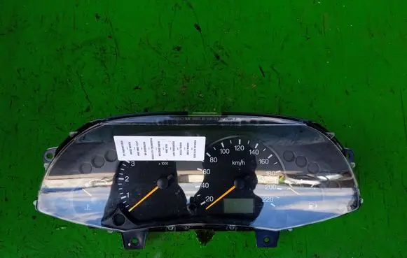 Ford Focus Speedometer (instrument cluster)
