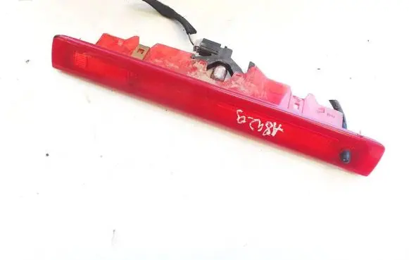 Renault Clio III Third/center stoplight e32353