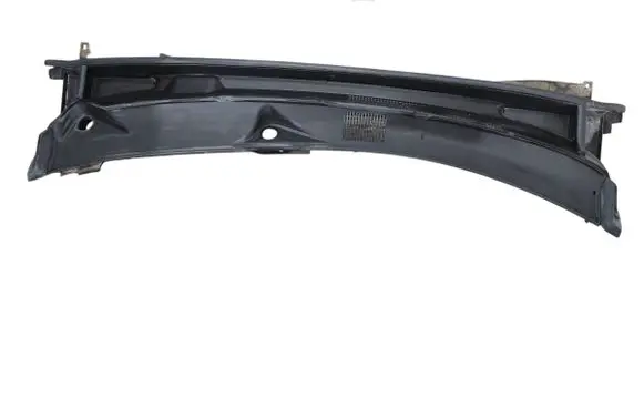 Toyota Highlander XU50 Wiper trim 557810E071