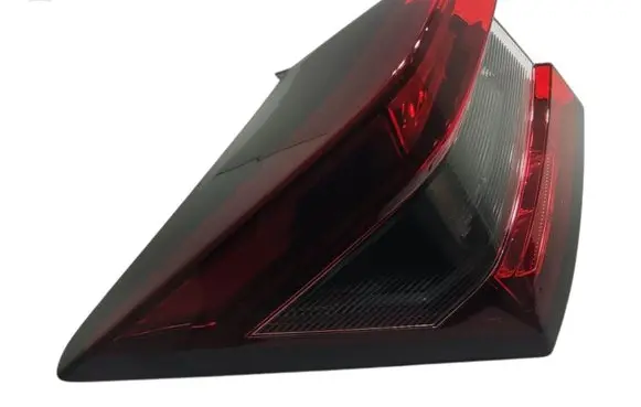 Nissan Juke II F16 Rear/tail lights 26555-6PA1B