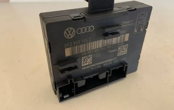 Audi Q5 SQ5 8R Door control unit/module 8K0959795C