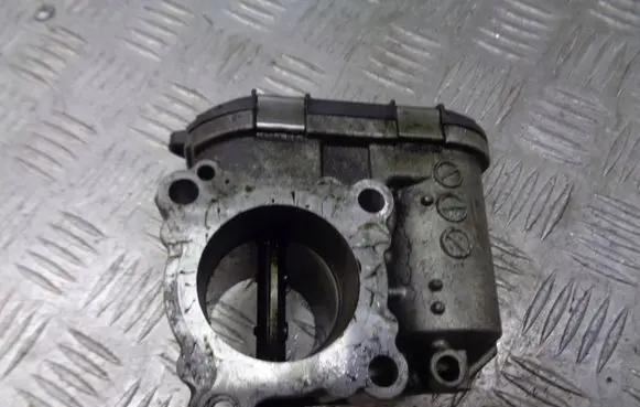 Renault Laguna III Throttle valve position sensor 8200330810