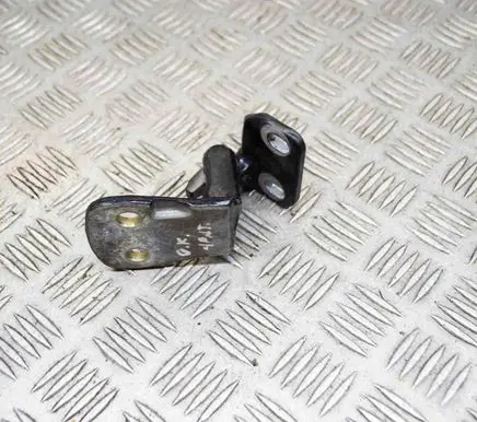 Land Rover Discovery 3 - LR3 Rear door lower hinge BDB780072