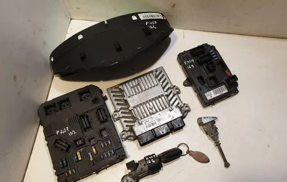 Peugeot 407 Engine ECU kit and lock set 9656171180 89661232