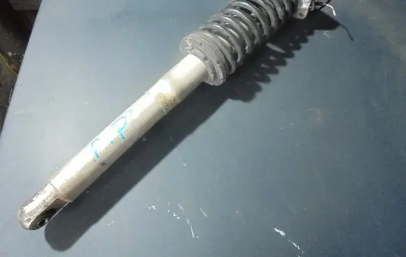 Maserati Quattroporte Front shock absorber/damper 482400126512
