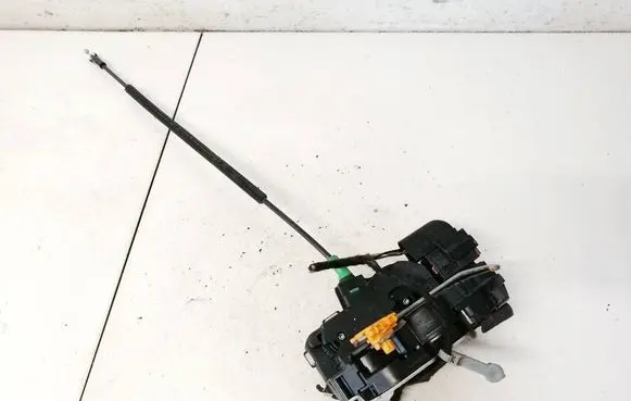 Opel Insignia A Rear door lock 