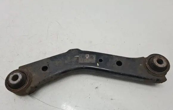 Hyundai Santa Fe Rear upper control arm/wishbone 551182W100