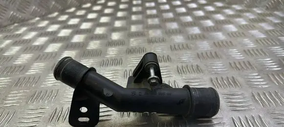 Peugeot 2008 I Engine coolant pipe/hose 9804208380