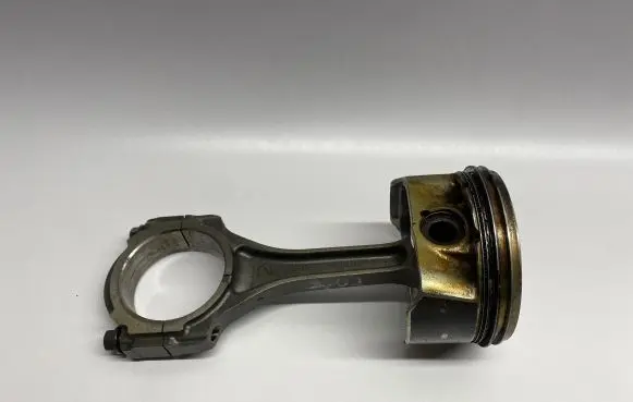 Ford Mustang VI Piston BA5E6K100FA KS1295
