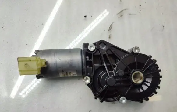 BMW 5 F10 F11 Seat adjustment motor 9168745