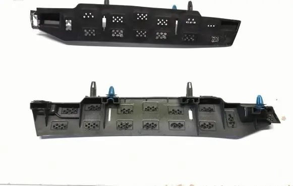 Mercedes-Benz G W463 2nd Gen Headlight/headlamp mounting bracket