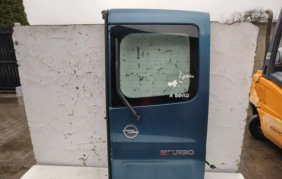 Opel Vivaro Back/rear loading door 