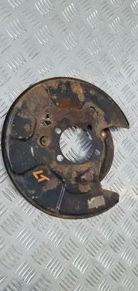 Toyota RAV 4 (XA30) Rear brake disc plate dust cover 