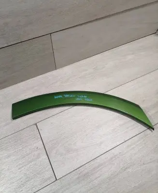 Porsche Taycan 9J1 Front arch trim 9J0853135