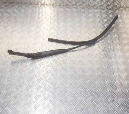 Maserati Ghibli Windshield/front glass wiper blade 670007562 89813753