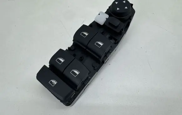 BMW 5 F10 F11 Electric window control switch 9241951