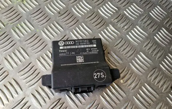 Volkswagen Golf V Gateway control module 1K0907530Q 1K0907530 1K0907951