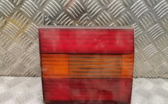 Volkswagen PASSAT B4 Tailgate rear/tail lights 3a9945107