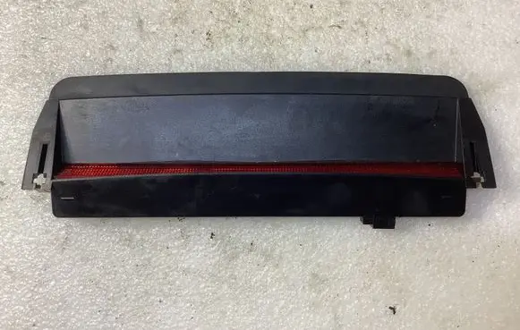 Volkswagen Jetta V Third/center stoplight 1K59450973