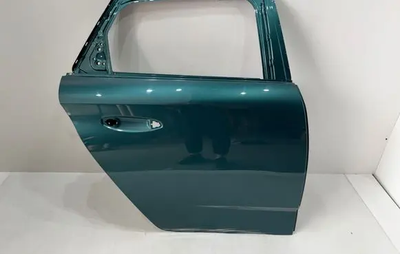 Peugeot 308 Rear door 