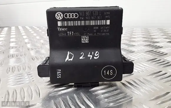 Audi TT TTS Mk2 Gateway control module 1K0907530L