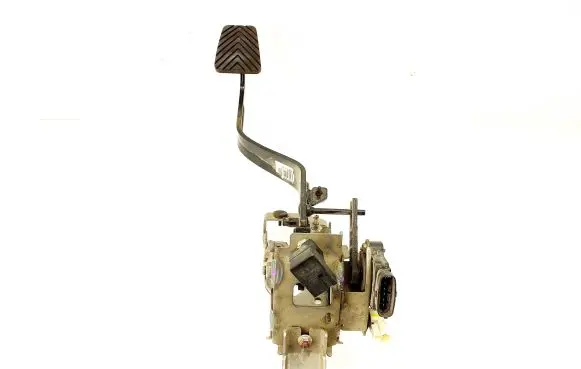 Hyundai i40 Accelerator throttle pedal 328023Z100