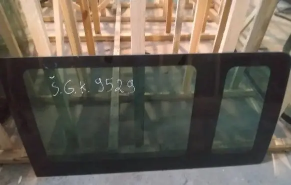 Ford Transit Rear side window