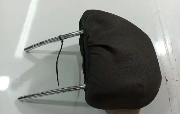 Mercedes-Benz B W245 Front seat headrest 