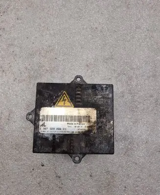 Audi A8 S8 D2 4D Headlight ballast module Xenon 1307329066 80042001