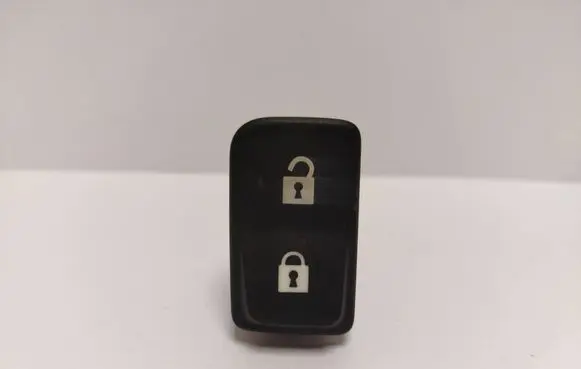 Volvo V50 Central locking switch button 03451500 30773333 30773334