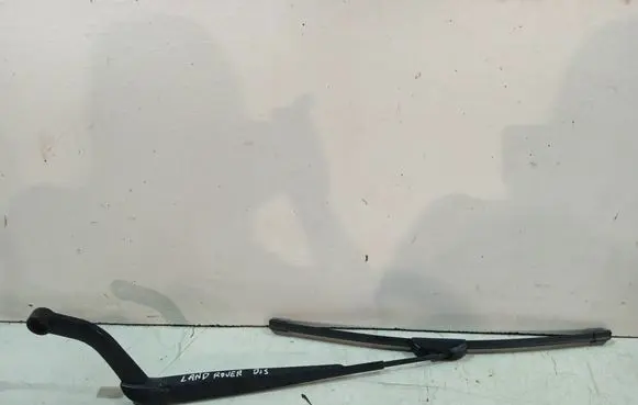 Land Rover Discovery 3 - LR3 Front wiper blade arm DKB500050