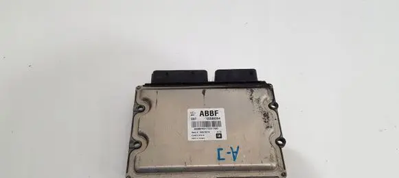 Opel Astra J Wing mirror control module 55588354ABBF