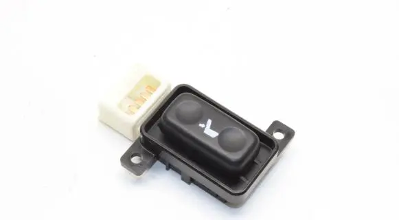 Toyota Auris E180 Seat control switch 182850