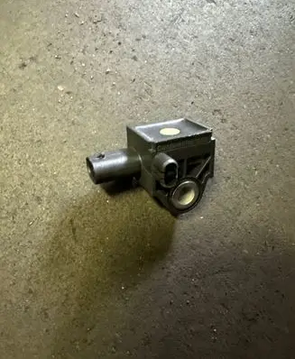 Mercedes-Benz C W205 Airbag deployment crash/impact sensor 2229051400 140724 24957
