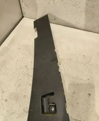 Volvo V70 (B) pillar trim (top)