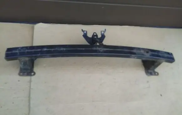 Nissan Qashqai+2 Front bumper cross member 62552JDOOA