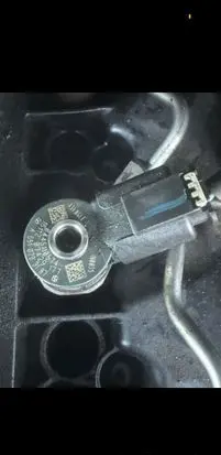 Renault Trafic III (X82) FAP injector CC00N