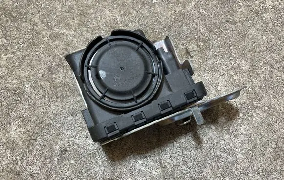 Volvo XC40 Alarm system siren 8889040624 31652494 41060253