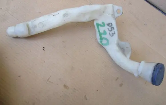Fuel tank filler neck pipe