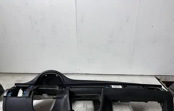 BMW 3 E90 E91 Dashboard 
