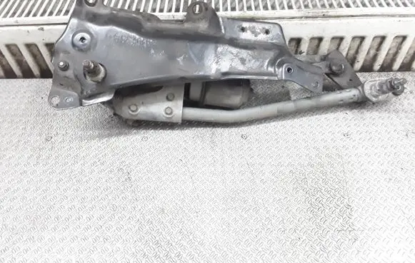 Mazda 2 Front wiper linkage and motor