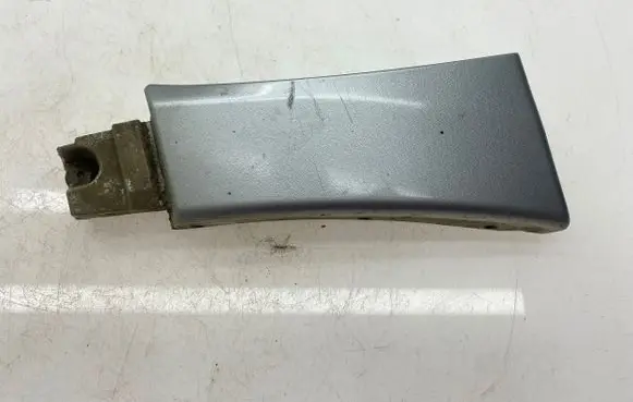 Subaru Forester SG Fender end trim 