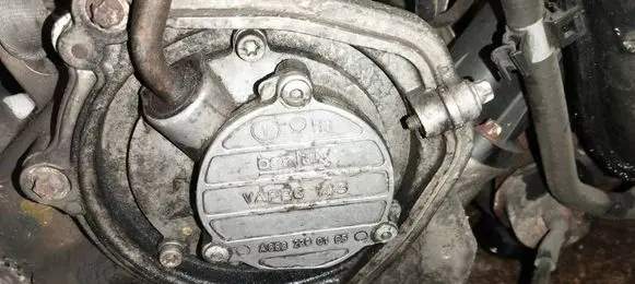 Mercedes-Benz A W168 Vacuum pump A6682300165