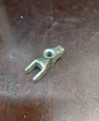 Opel Insignia A Fuel Injector clamp holder