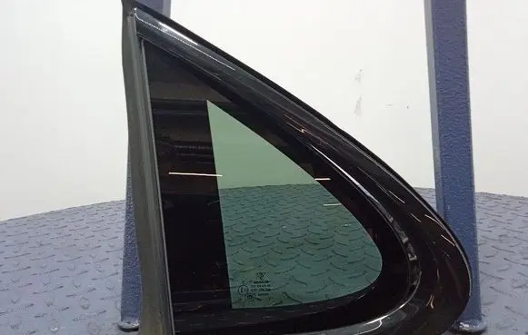 Porsche Panamera (970) Rear side window 971845297G