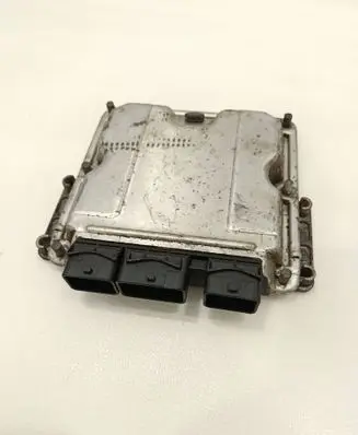 Citroen Xsara Picasso Engine control unit/module 9658373180 0281011518